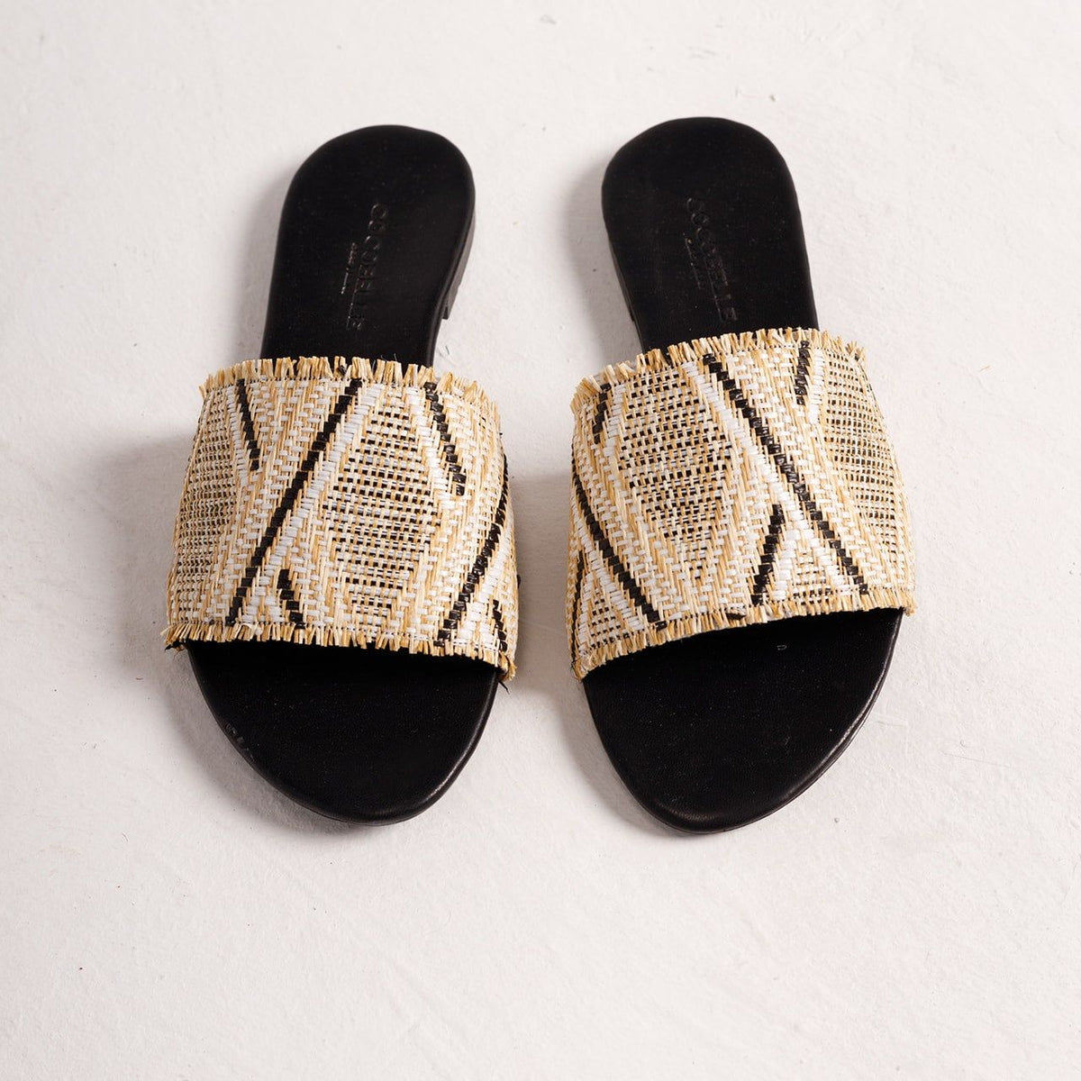 Iris in “Tulum” Woven Straw