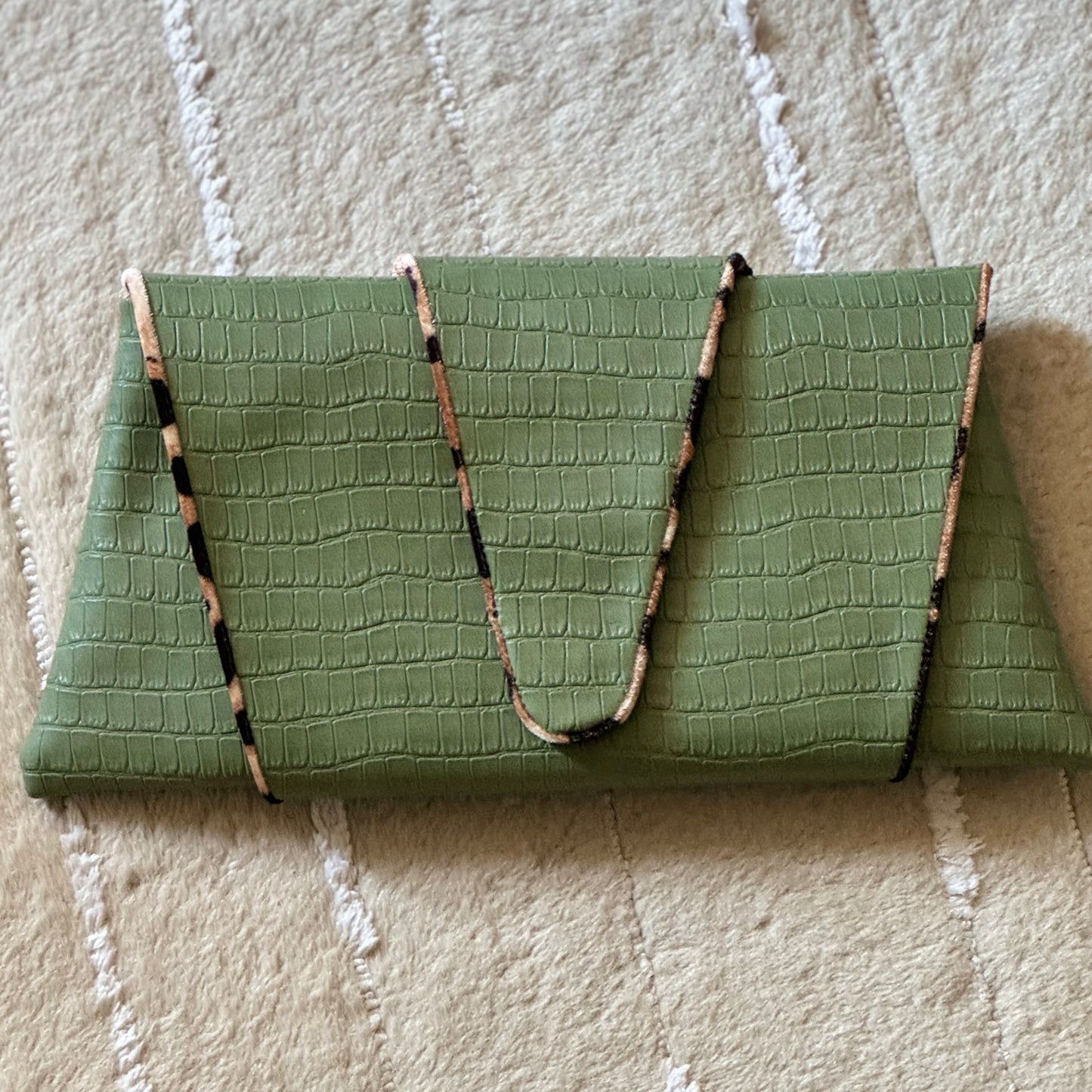 Croissant Clutch in Matcha Croc