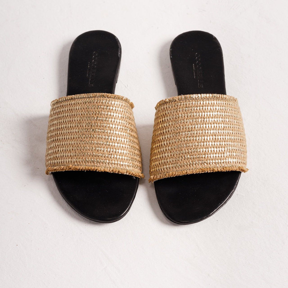 Iris in Metallic Natural Raffia