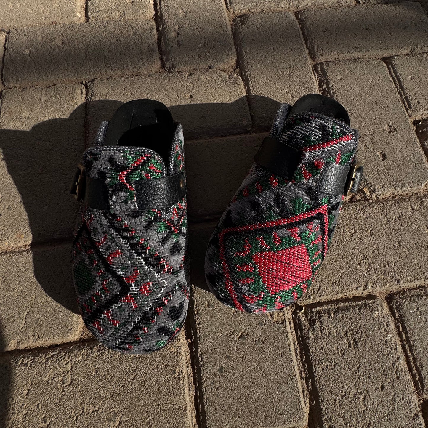 Milah in Grey Minimilist Kiliim