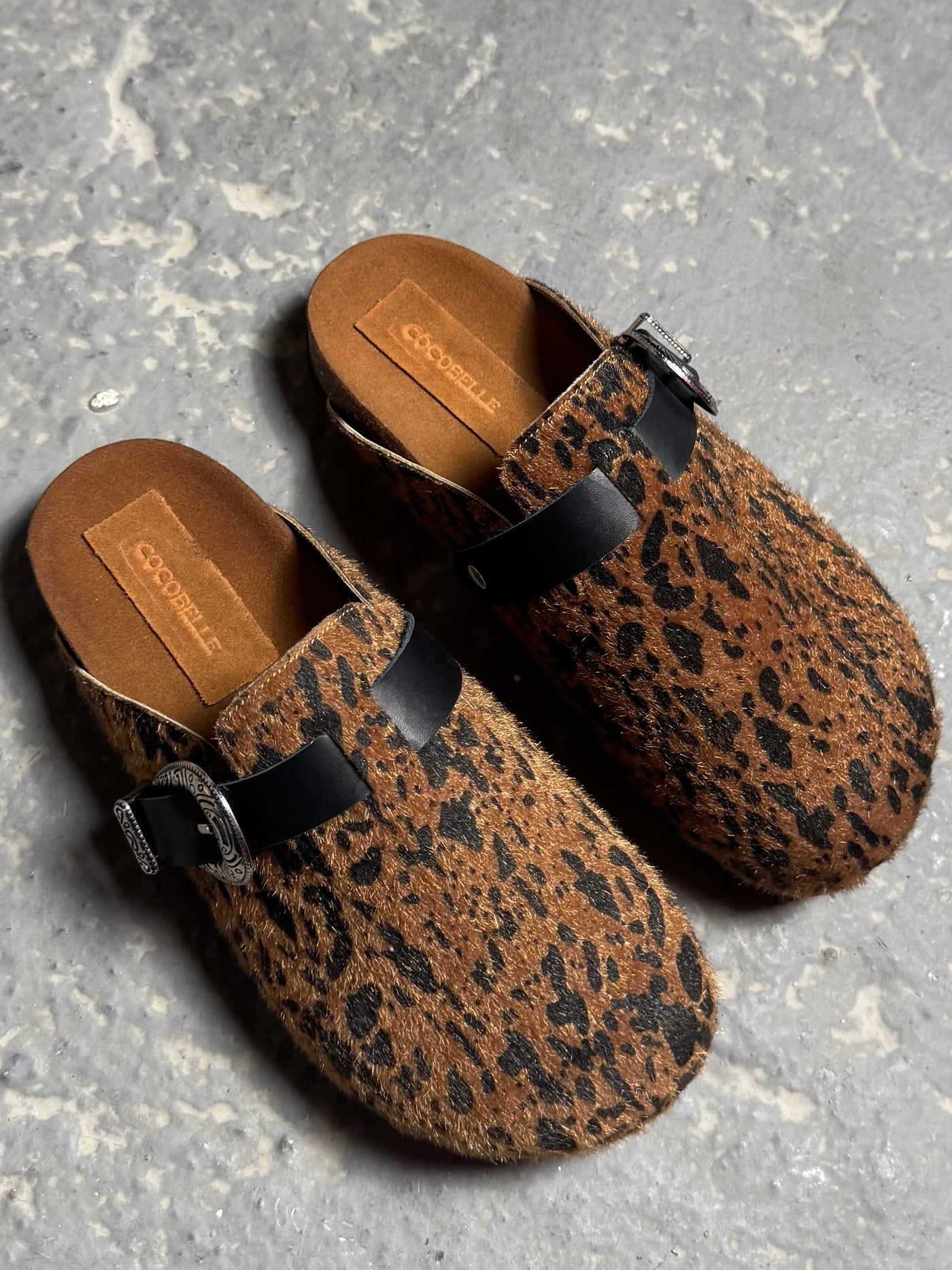 Milah Western in Two-tone Brown Hair (Final Sale)