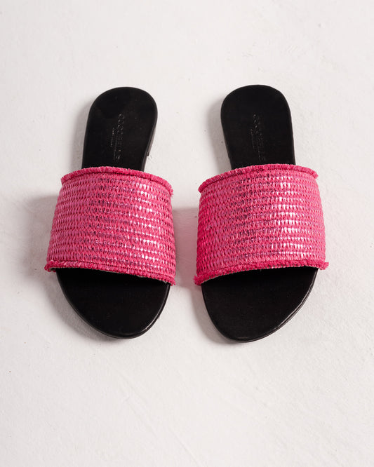 Iris in Metallic Fuschia Raffia (Final Sale)