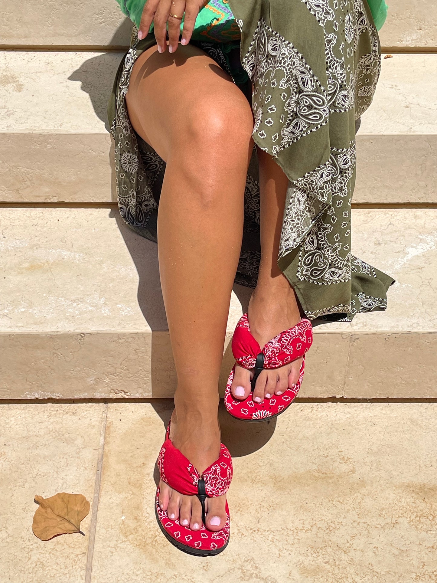 Inez Puff Bandana Slippers in Red (Final Sale)