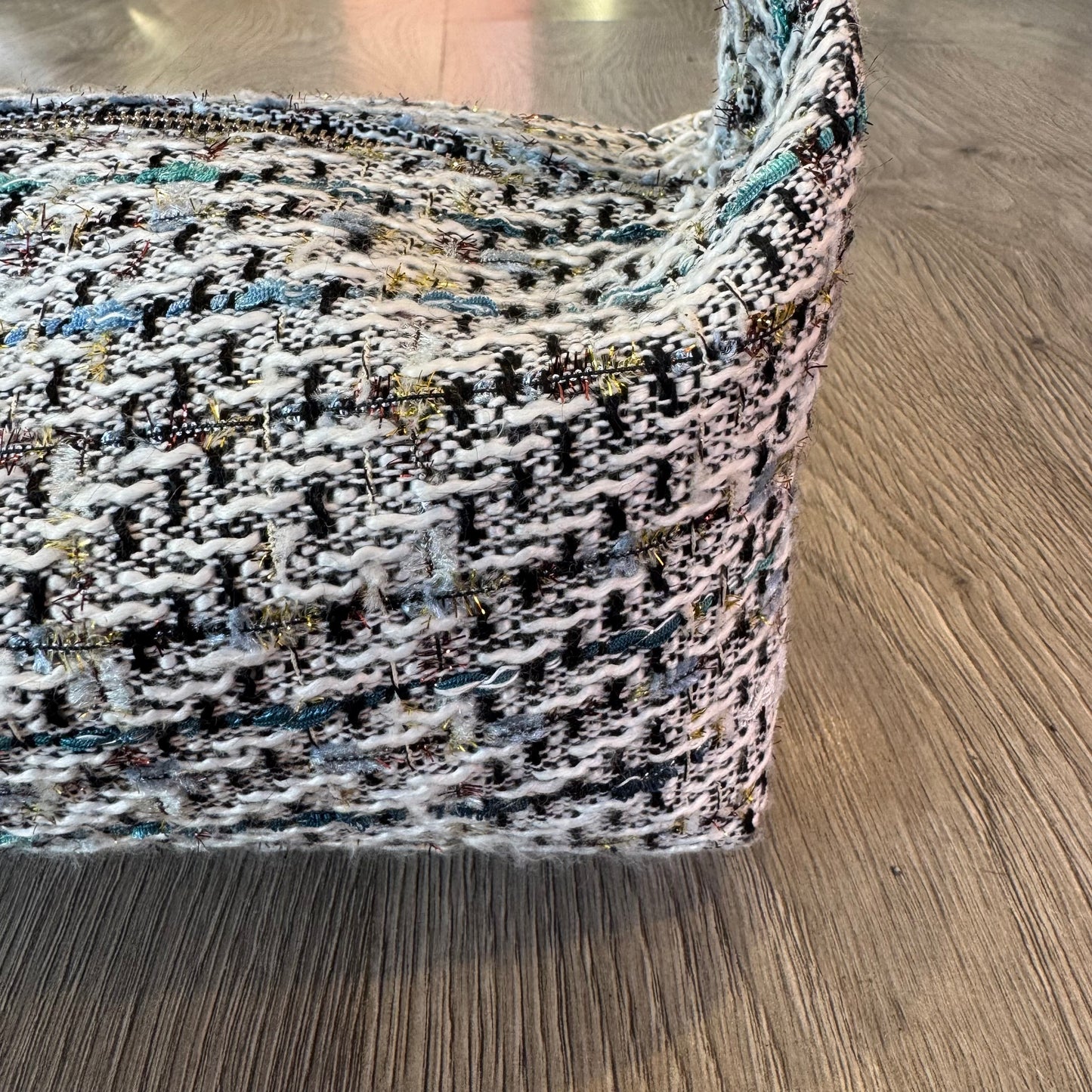 Bric in White & Black Tweed