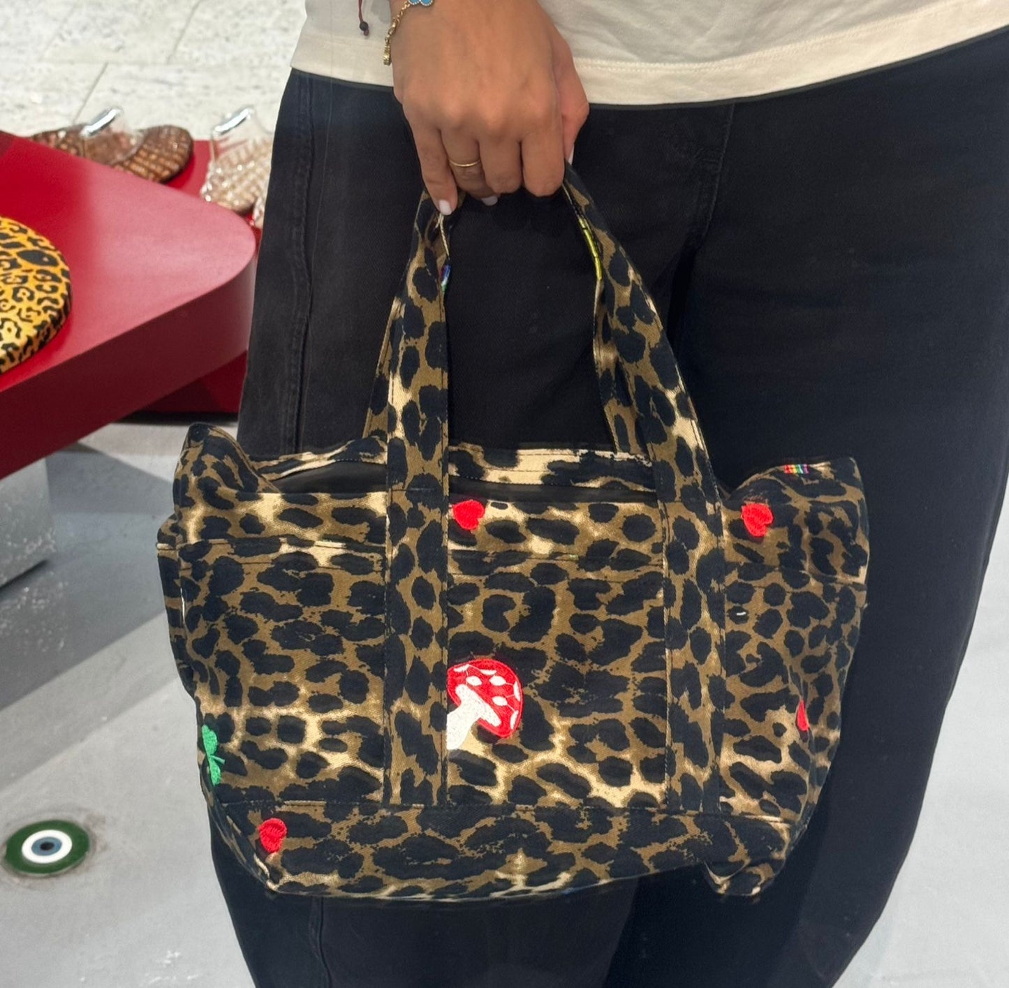 The Mini Basket in leopard
