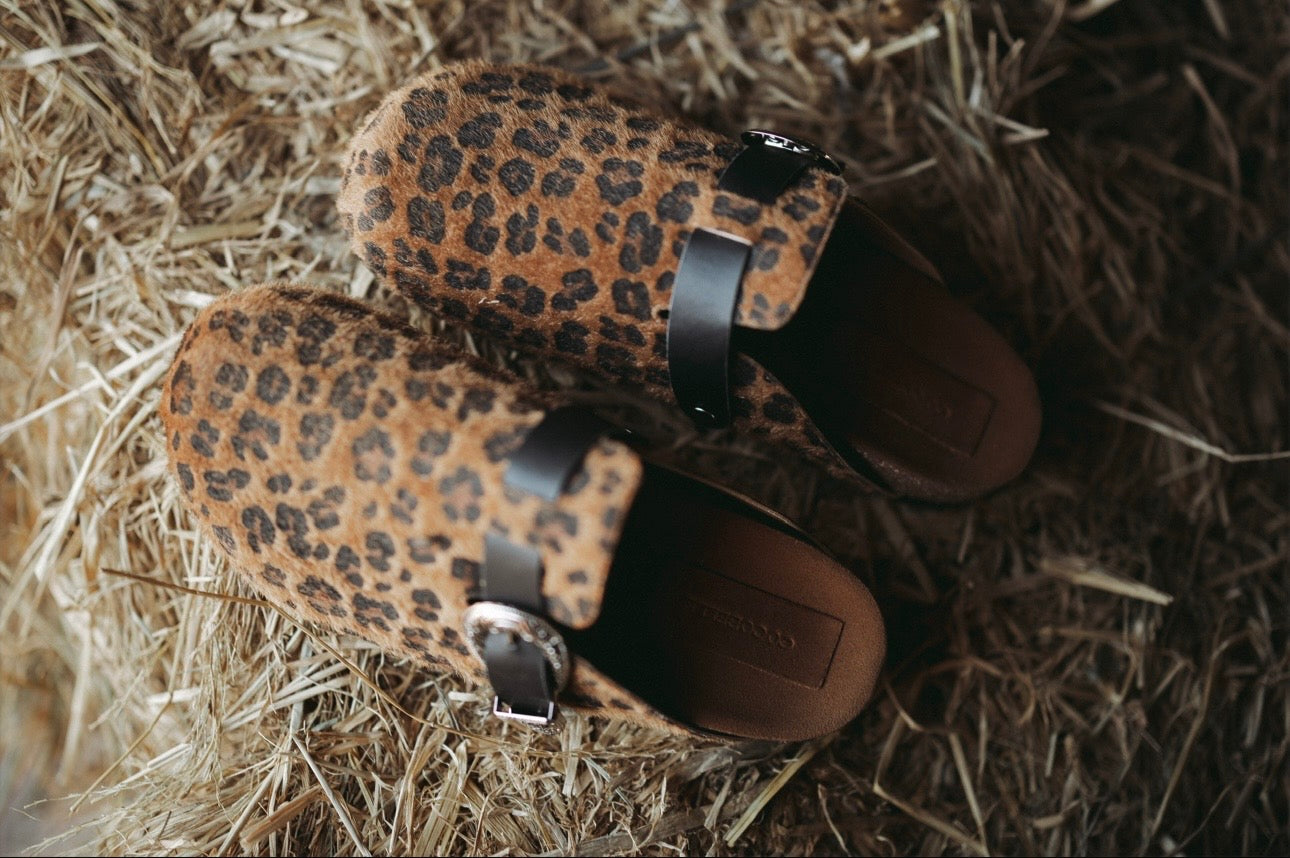 Milah Western in Dark Leopard Hair Print