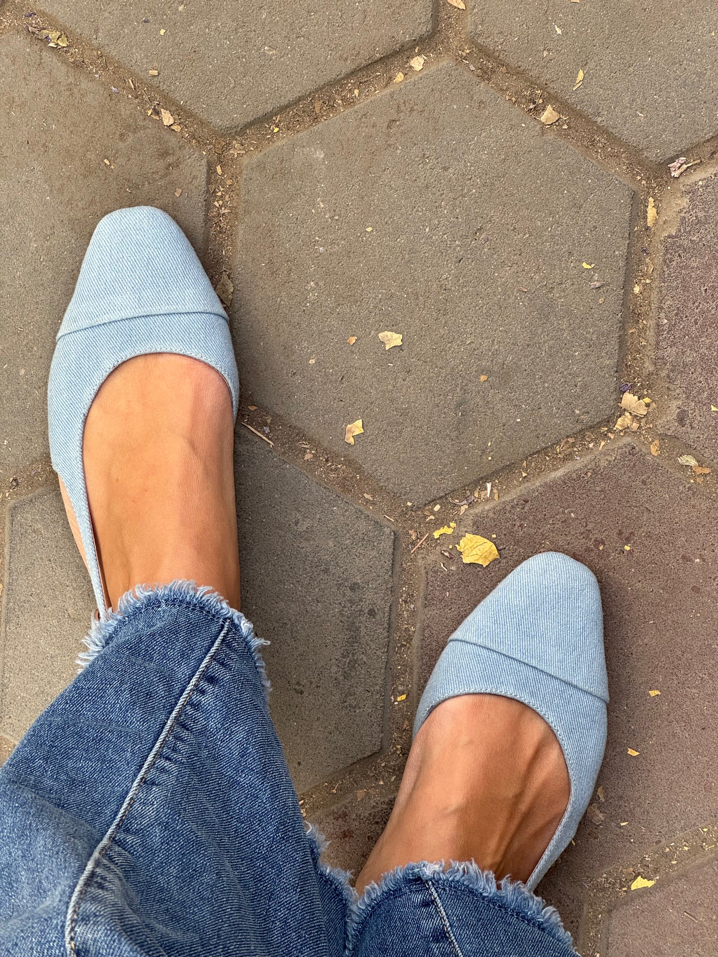Jackie-O slingback flats in Denim