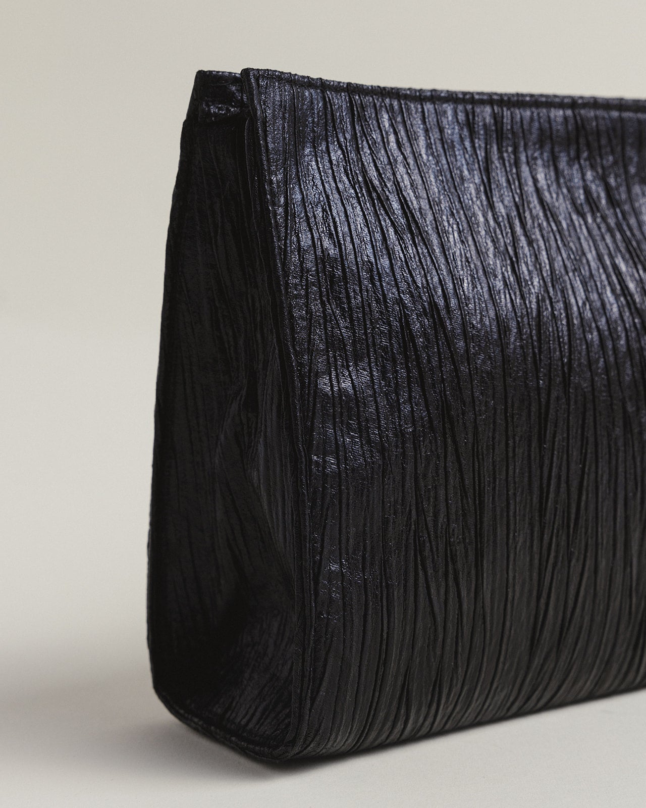 The Ella Clutch in Black