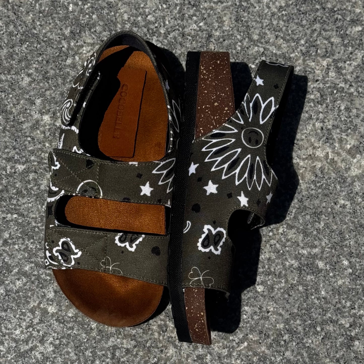 Kids Sandal in Olive Bandana (unisex)
