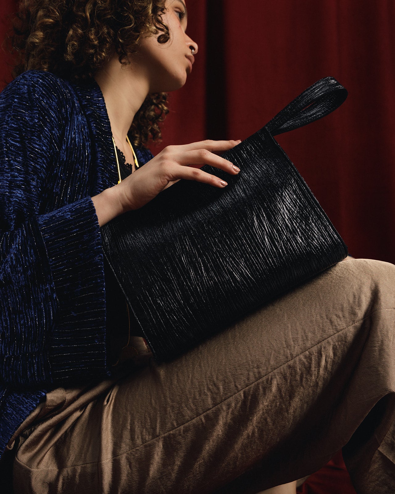 The Ella Clutch in Black