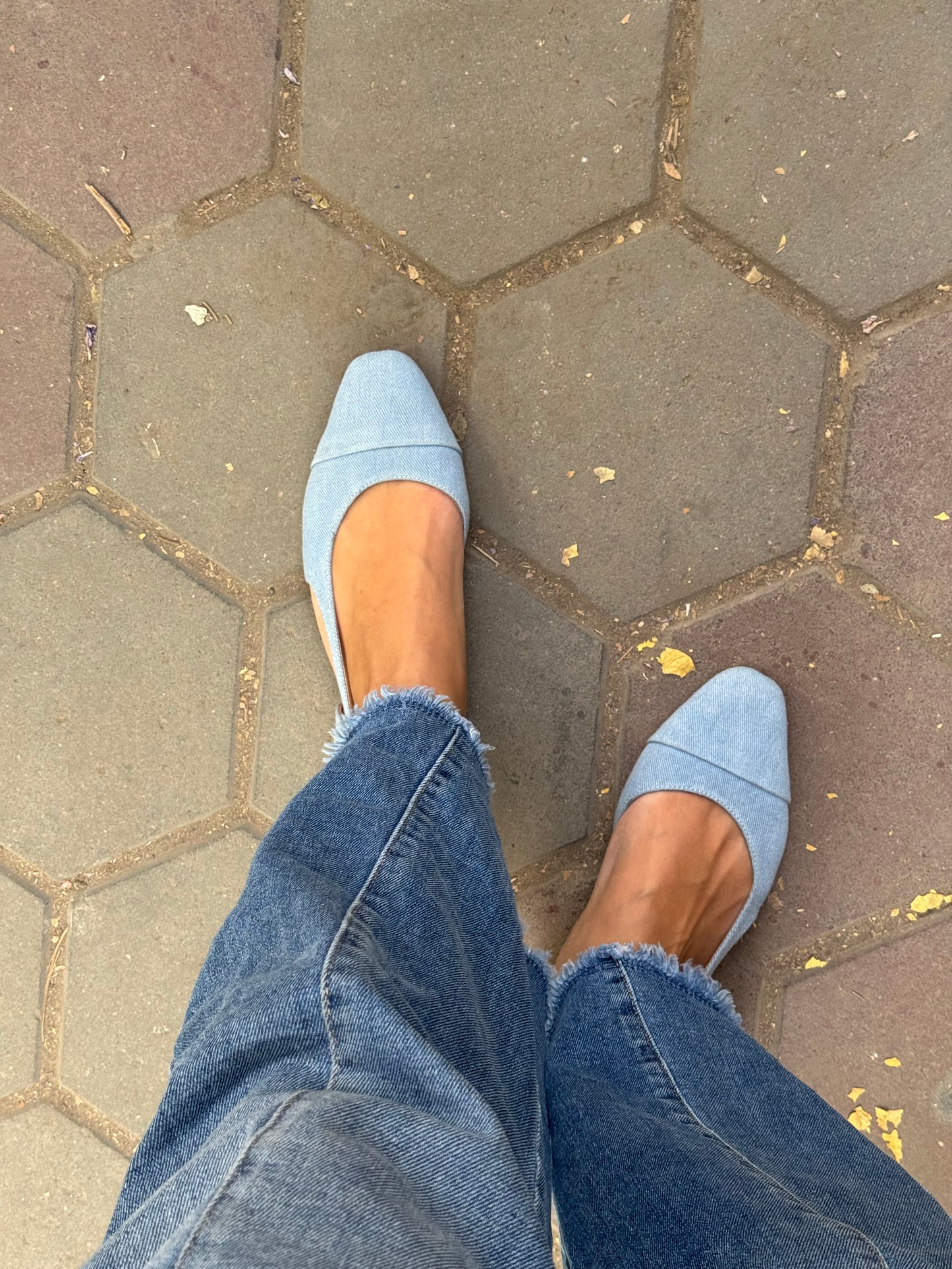 Jackie-O slingback flats in Denim