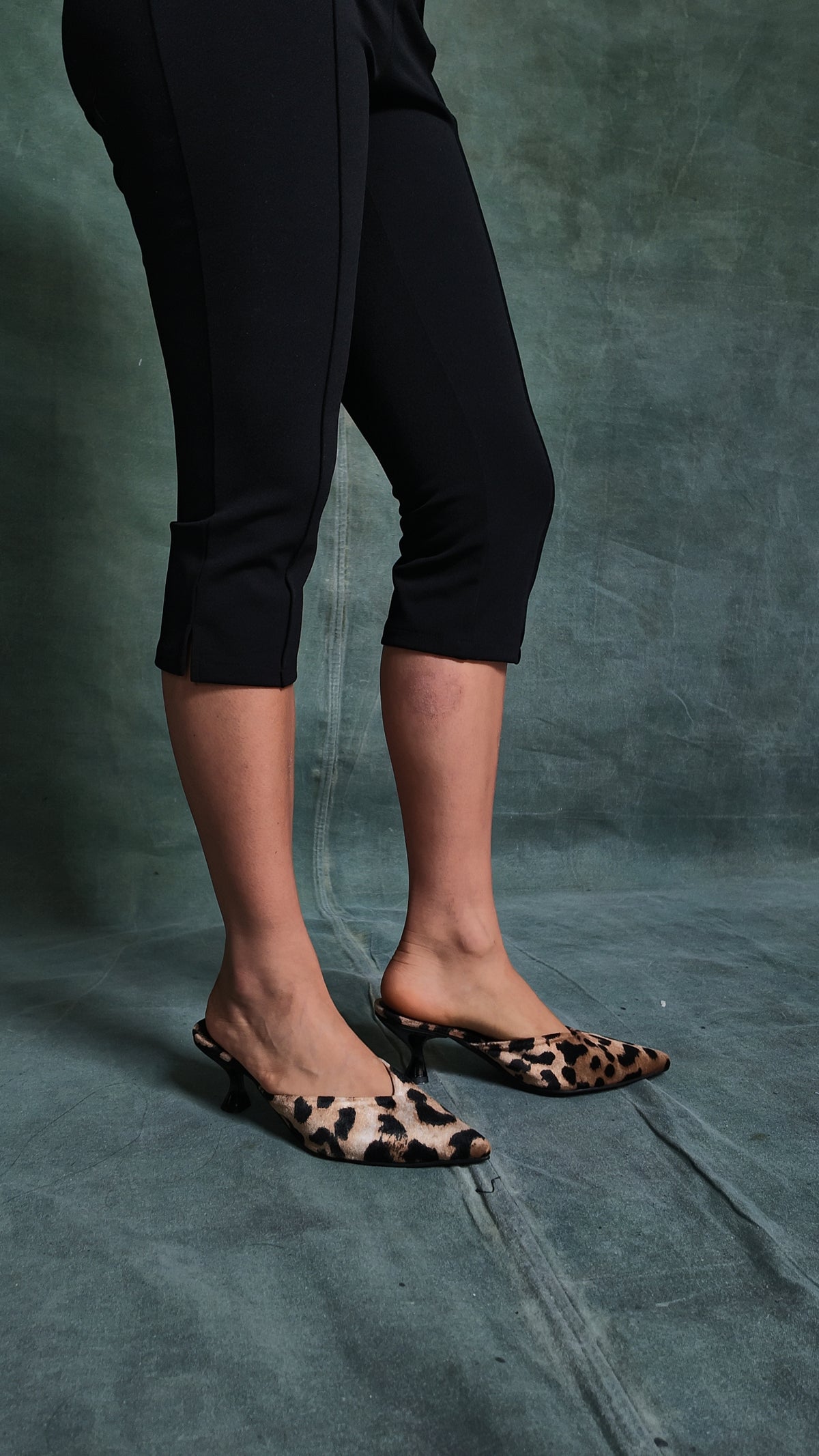 Iconic Kitten-heel Mules in Leopard
