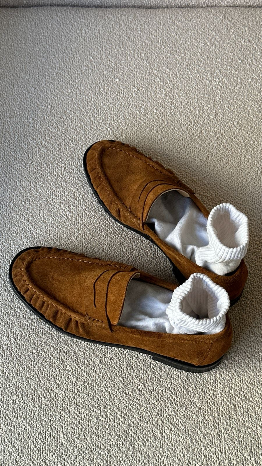 Le Loafer Penny Loafer in 100% Genuine Suede