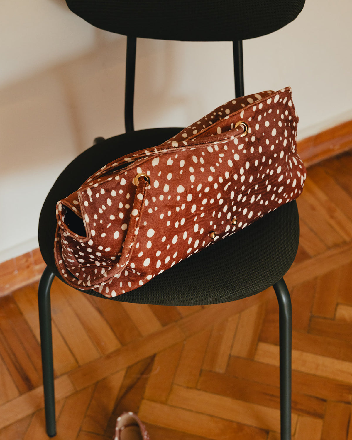 “Le Spec” Shoulder Bag in Bambi