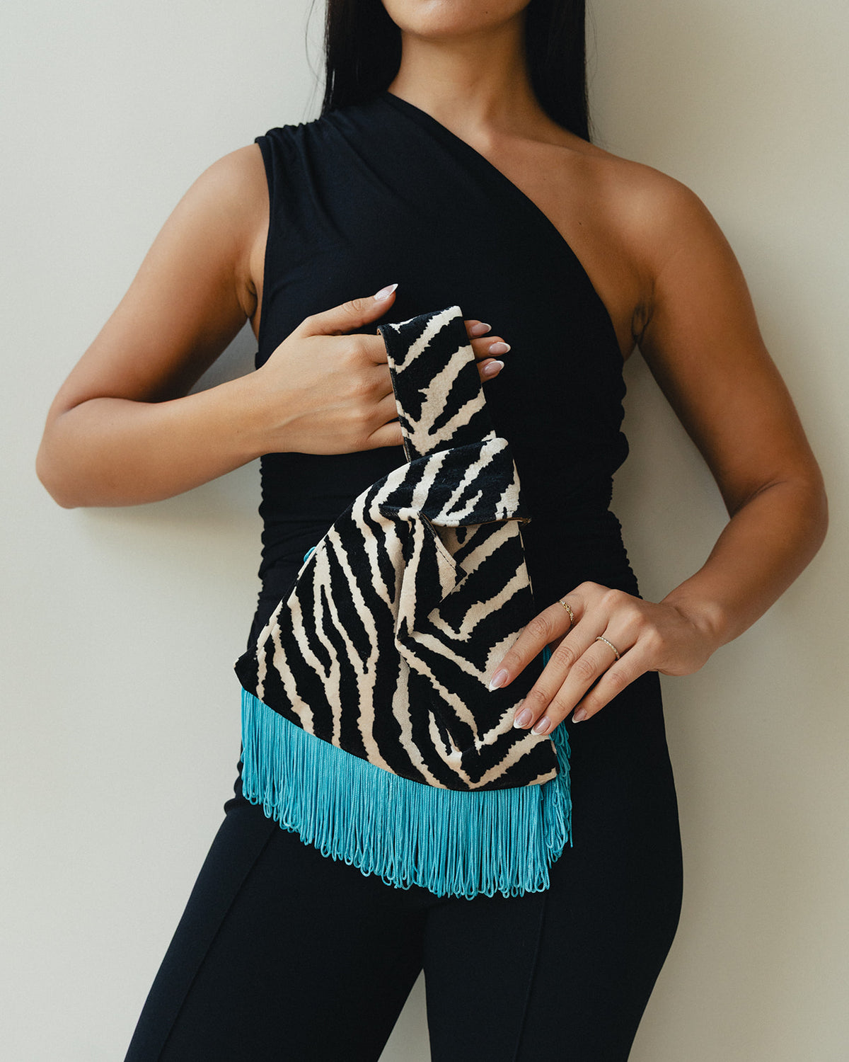 “Knot-bag” in Wild Zebra