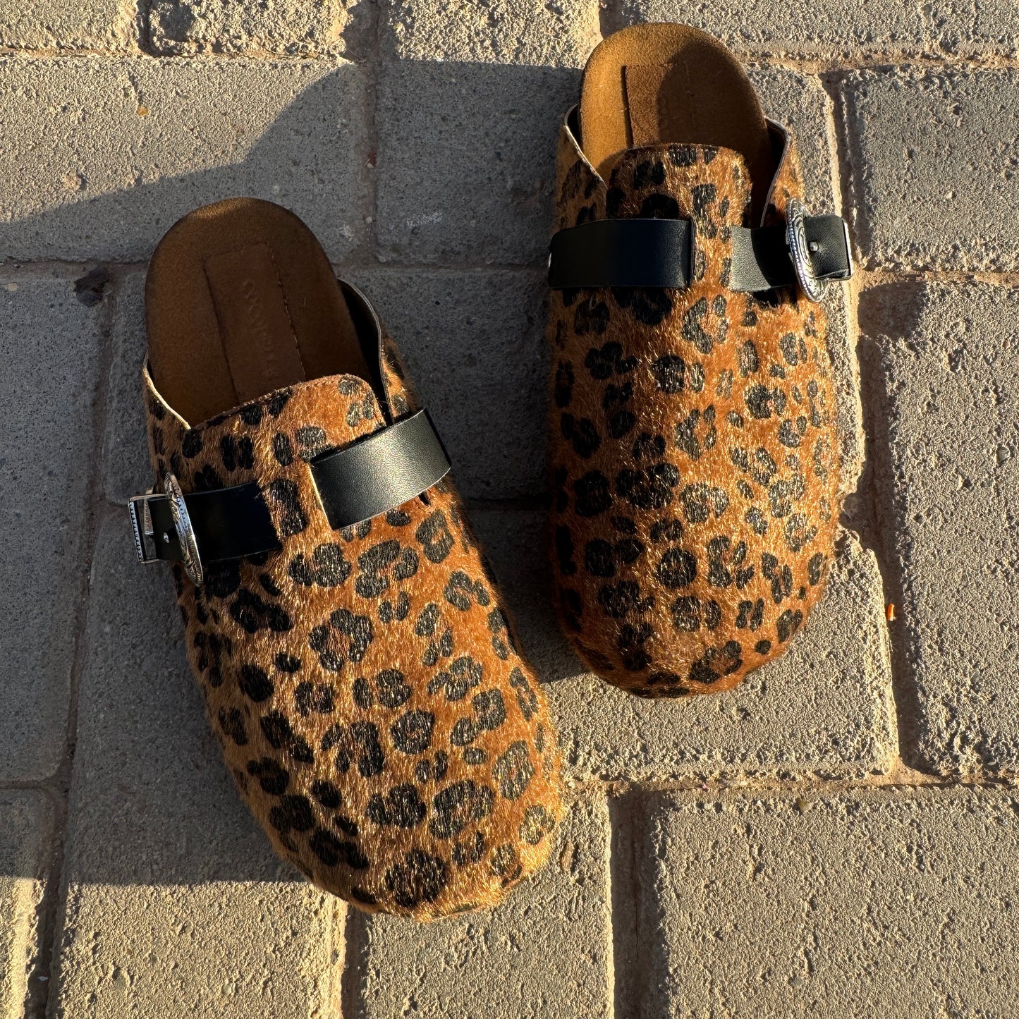 Milah Western in Dark Leopard Hair Print