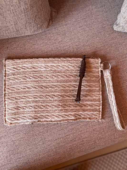 Tulum pouch in Beige (unisex)