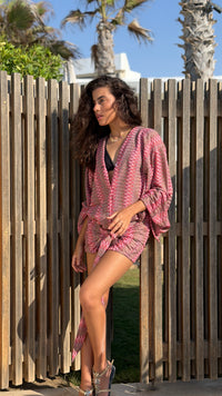 Soraya in Pink waves