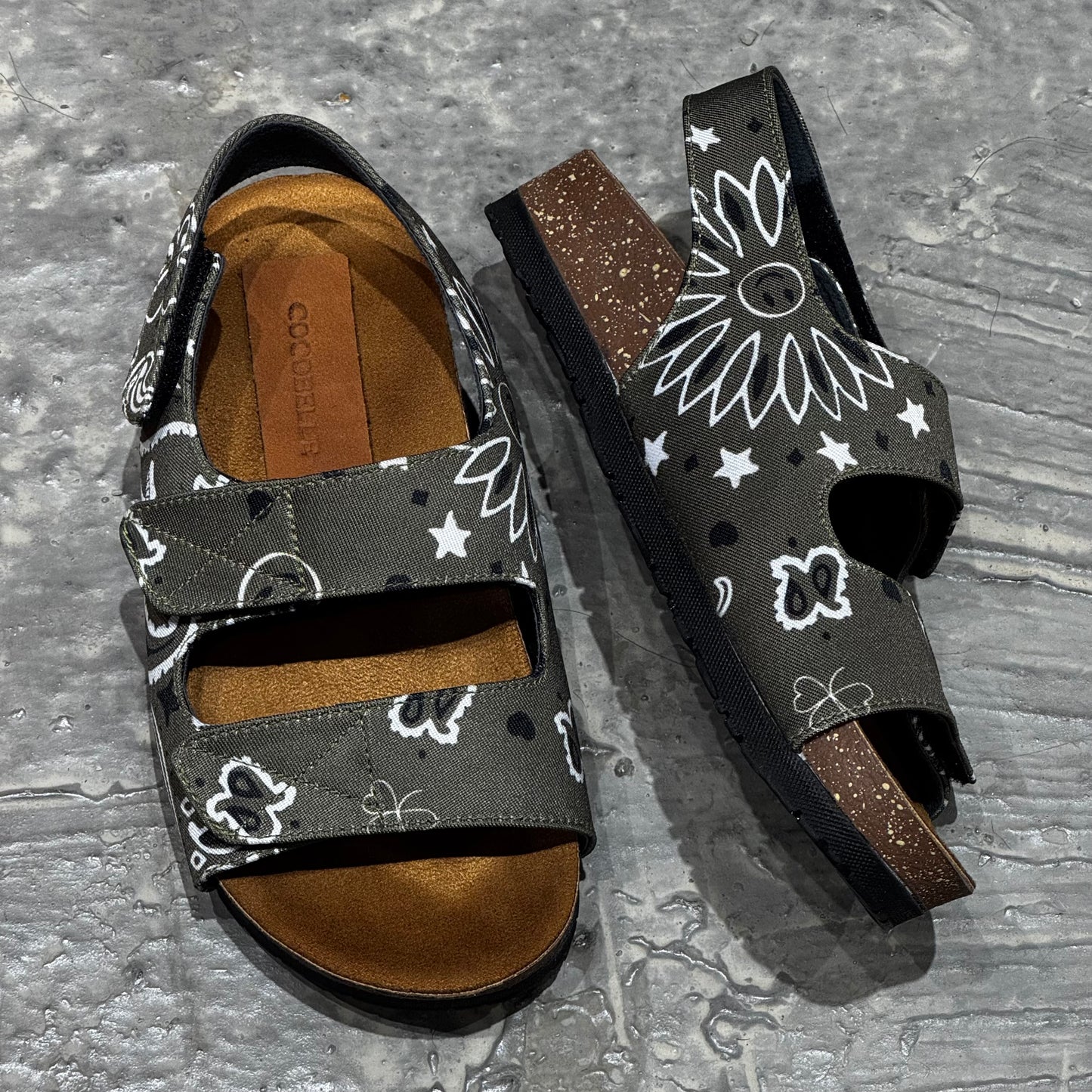 Kids Sandal in Olive Bandana (unisex)