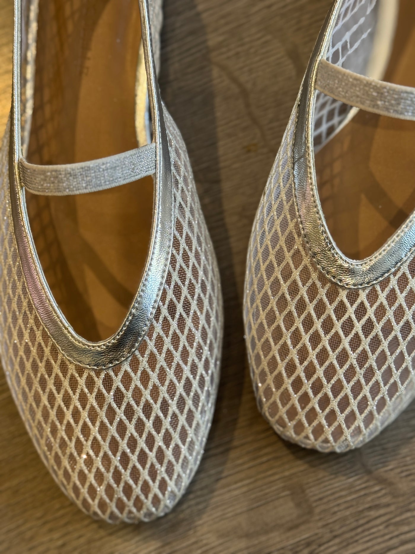 Jackie-O  French-Mesh Ballerina in Silver Blanc
