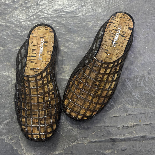 Jelly caged mule in Black