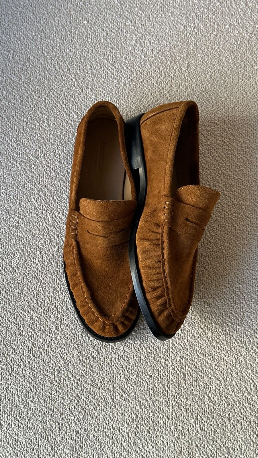 Le Loafer Penny Loafer in 100% Genuine Suede