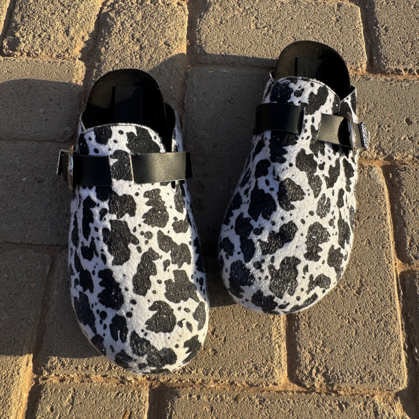 Milah Western in White Cow Hair