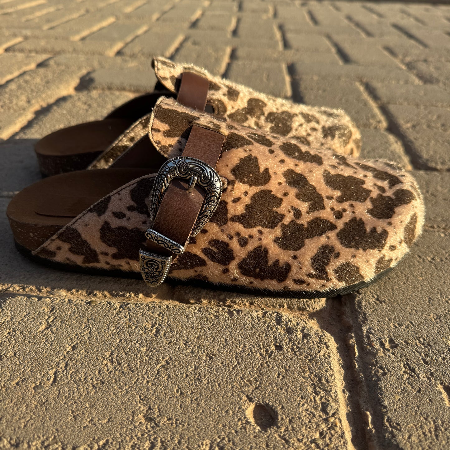 Milah Western in Toffee Cow Hair