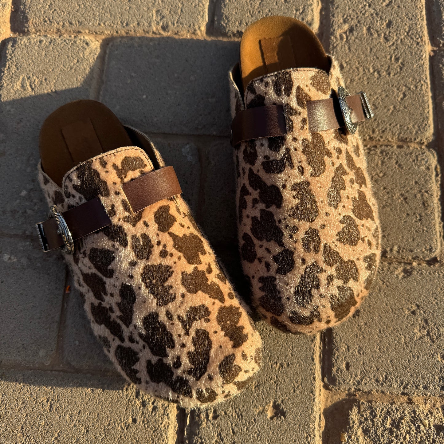 Milah Western in Toffee Cow Hair