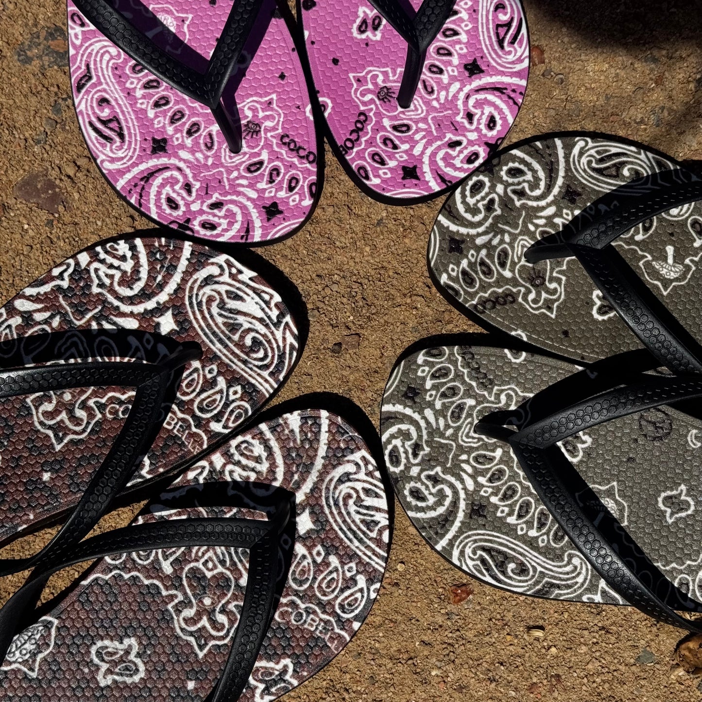 Flip-Flops in Leopard Bandana