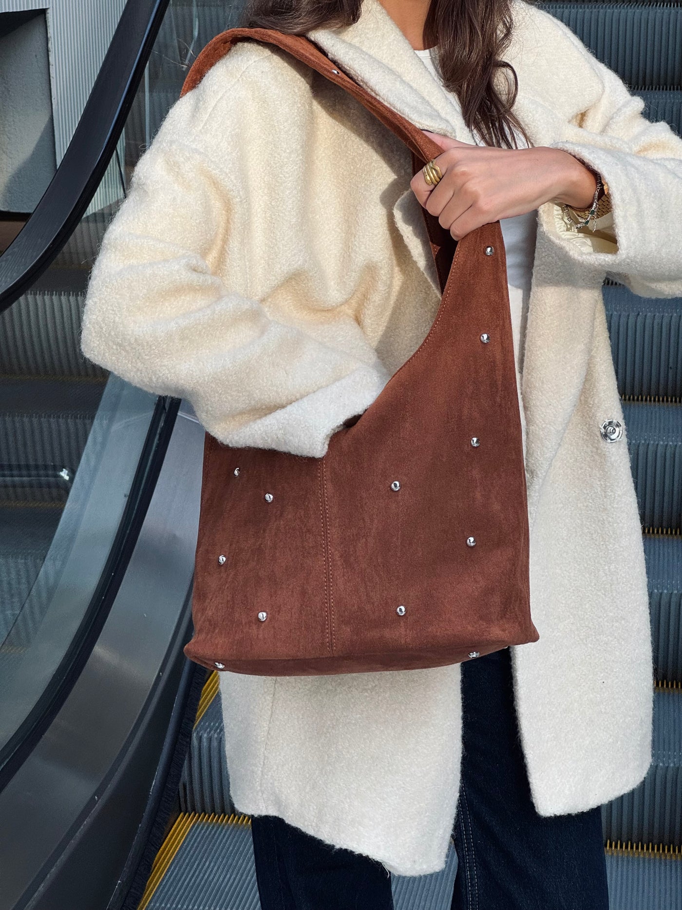 Serena Hobo Bag in Brown l