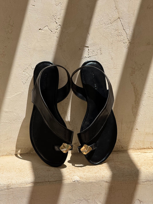 Leena Sandal