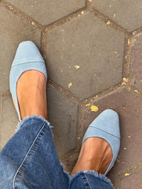 Jackie-O slingback flats in Denim