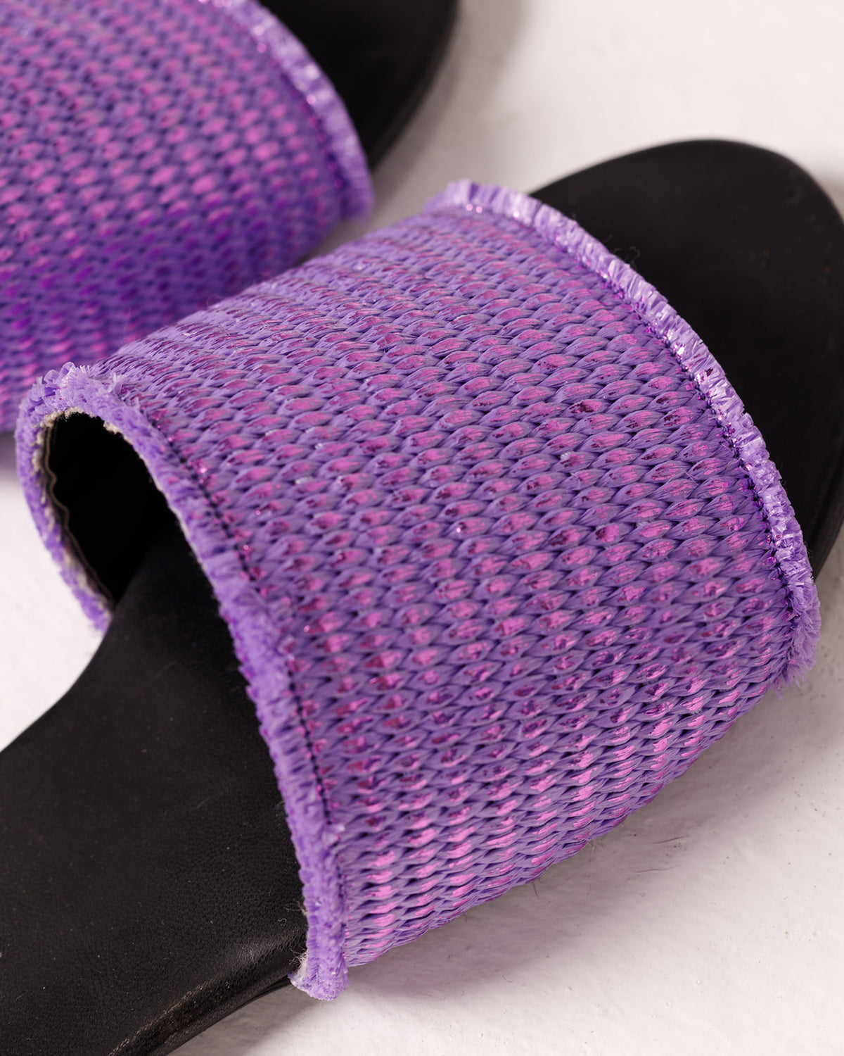 Iris in Mettalic Lilac Raffia (Final Sale)
