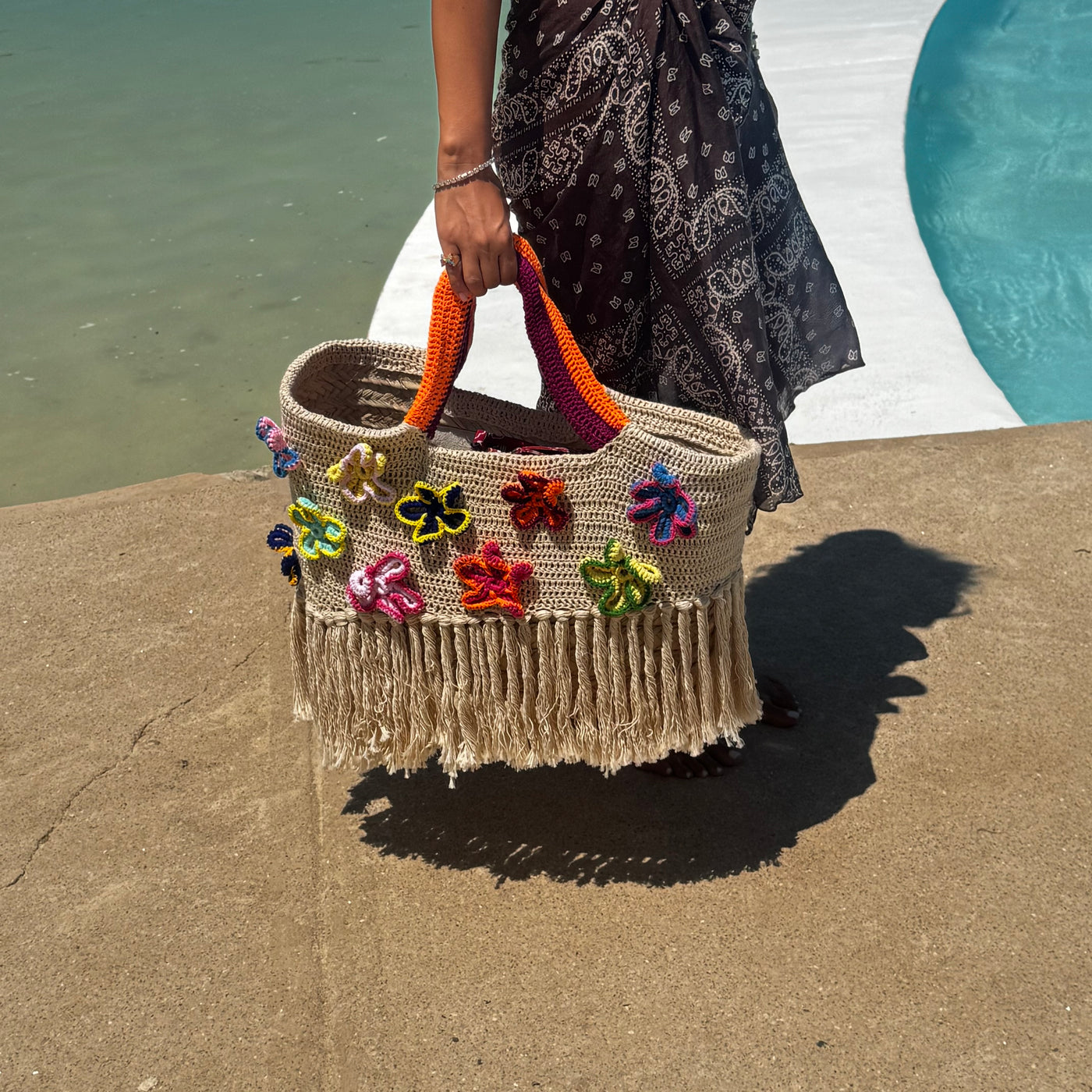 Floral Crochet & Fringes Straw bag in Beige (xSATISFASHION)