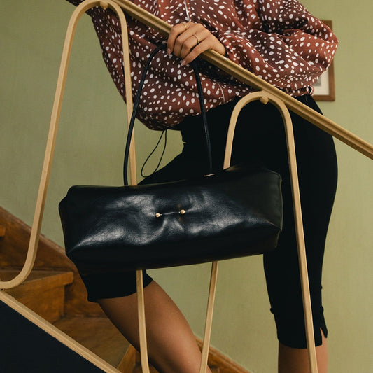 Le Spec shoulder bag in black by COCOBELLE