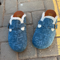 Milah clogs in blue with shearling by COCOBELLE