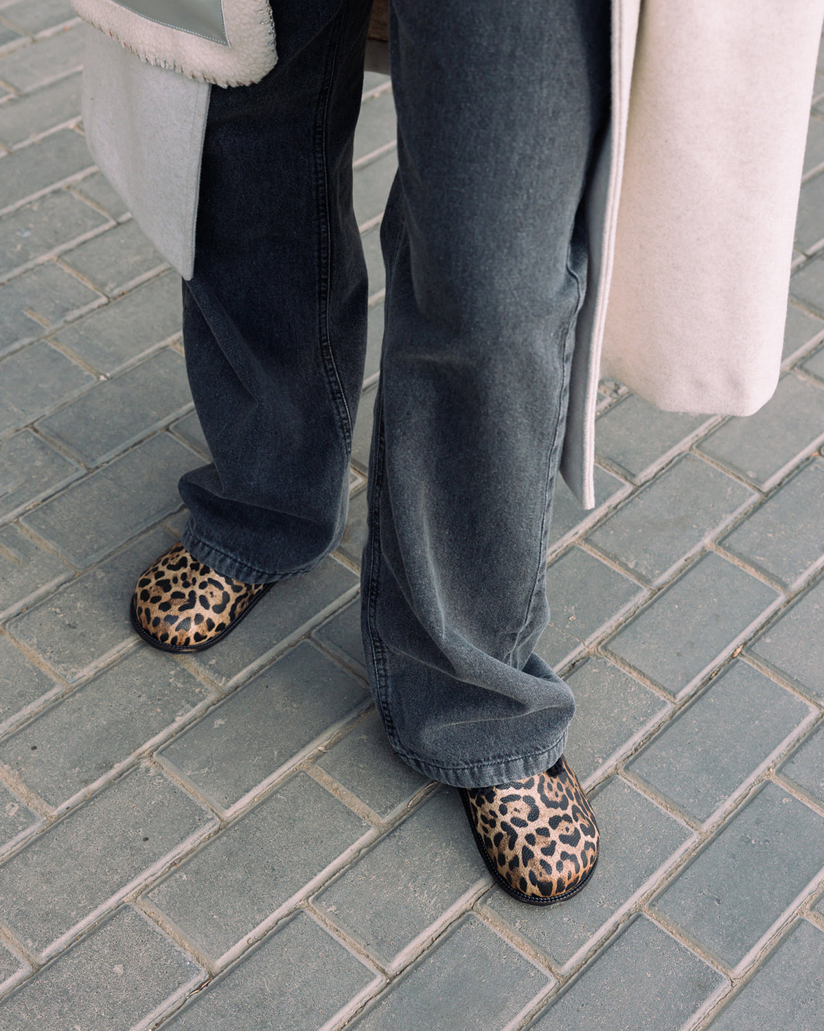 Milah clogs in leopard with shearling lining by COCOBELLE, view 3